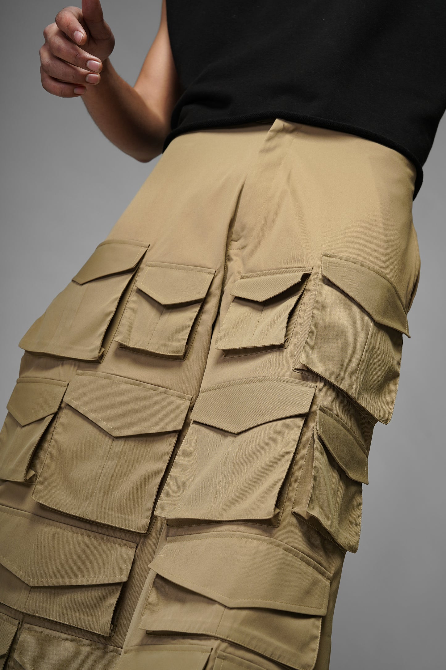 DESERT MIRAGE CARGOS