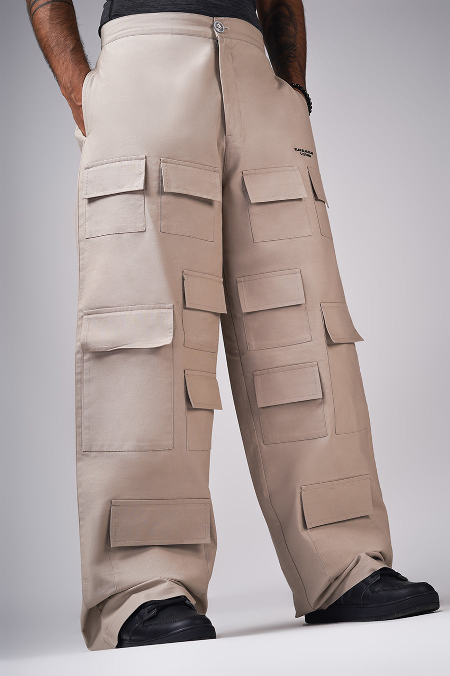 STACKED CARGOS