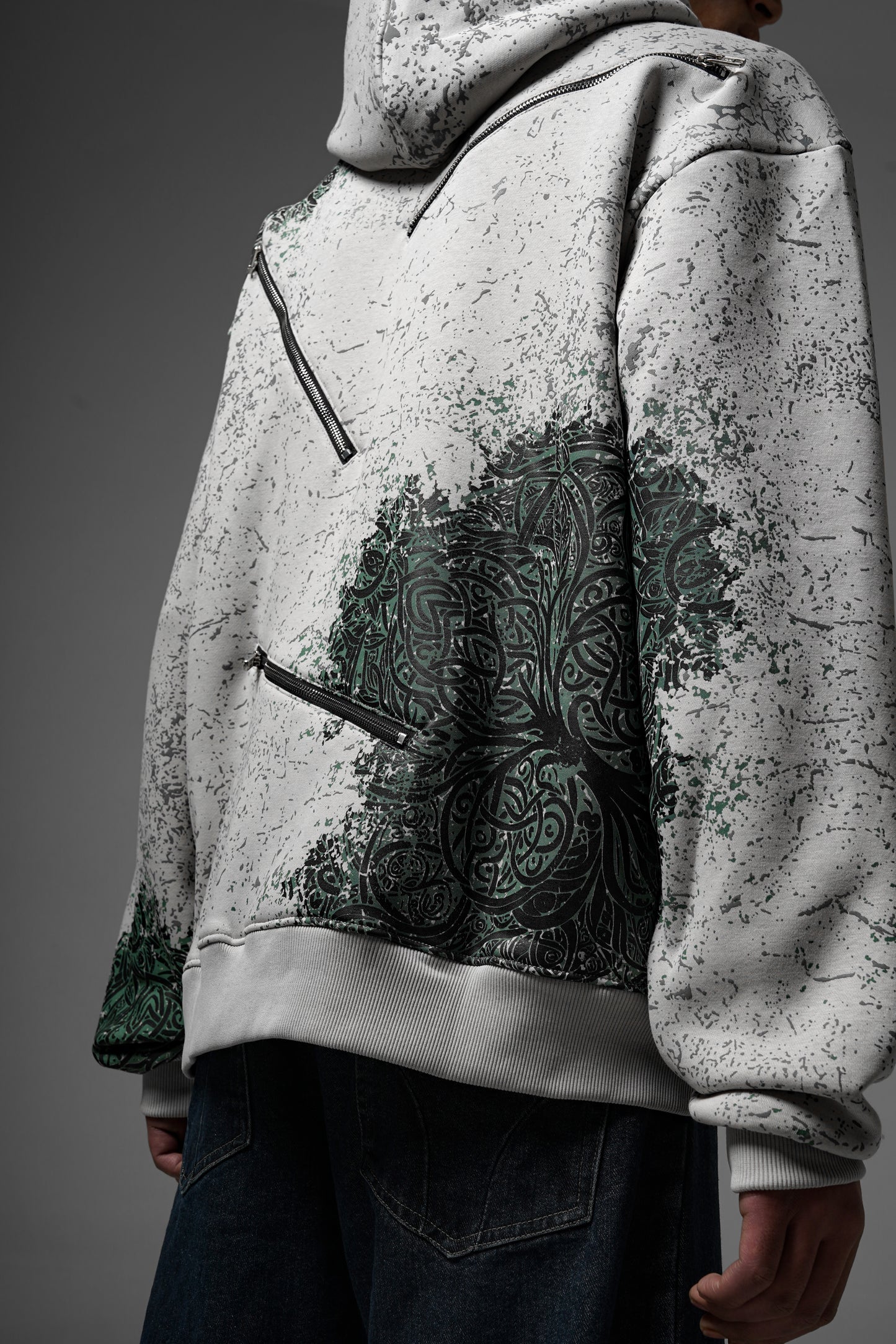 OPEN MIND HOODIE
