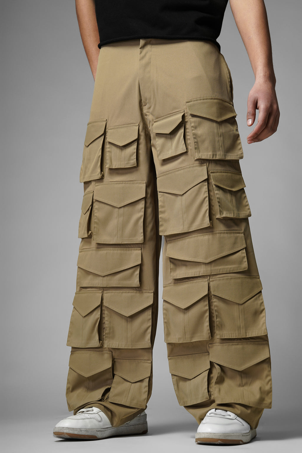 DESERT MIRAGE CARGOS