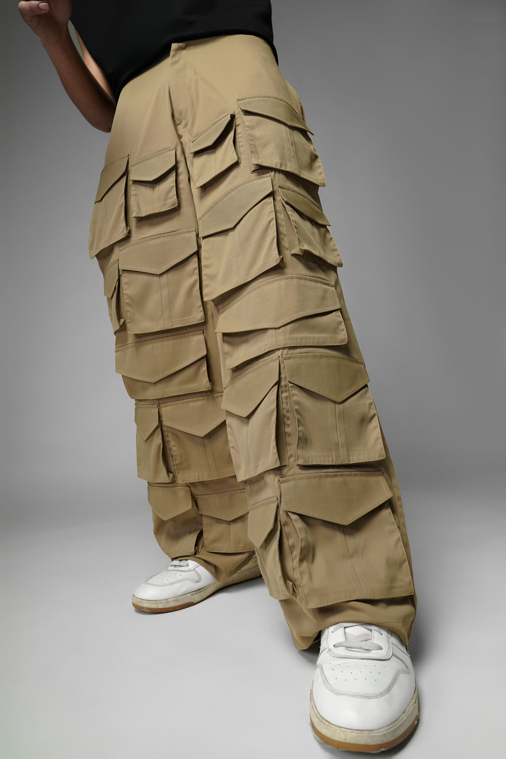 DESERT MIRAGE CARGOS