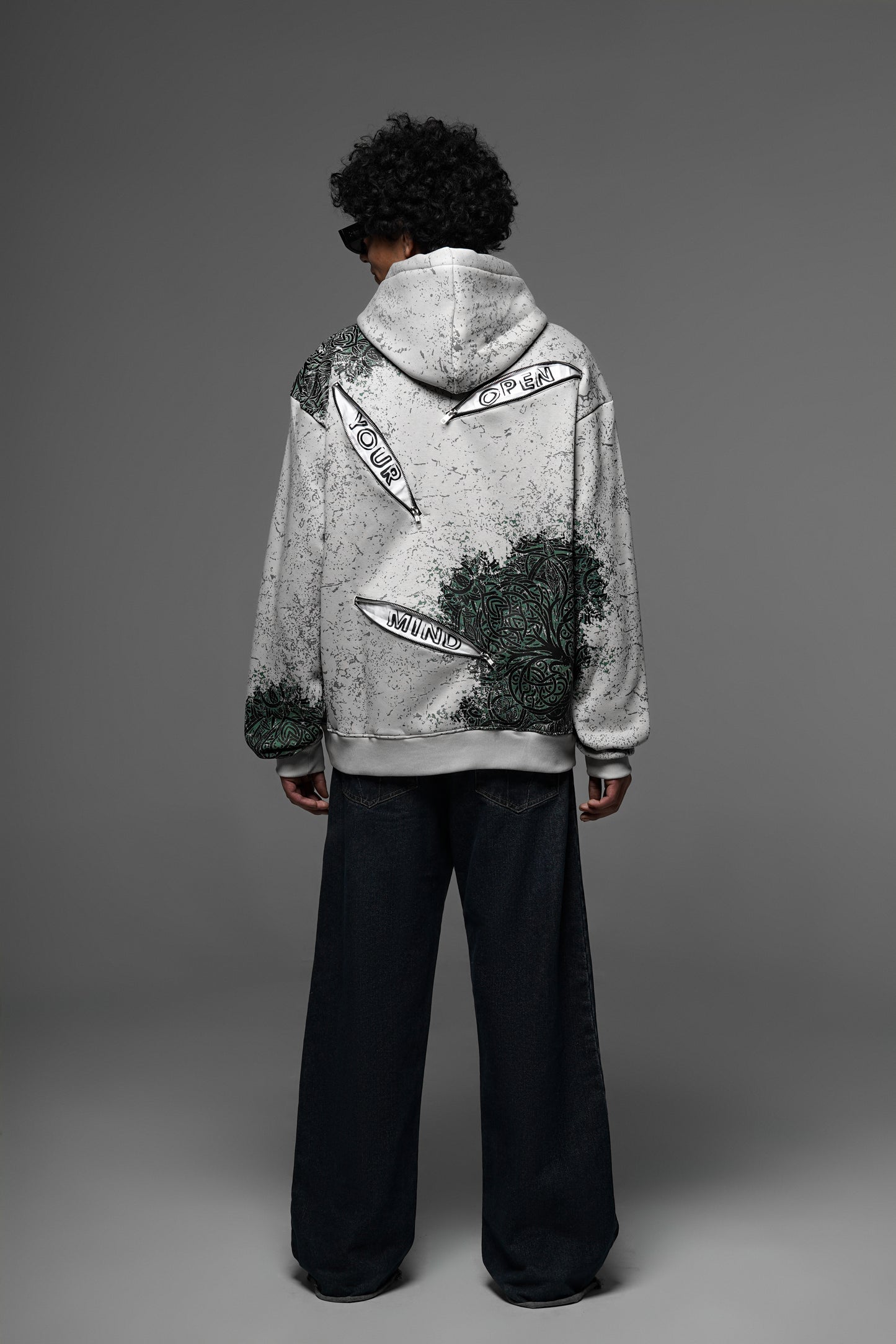 OPEN MIND HOODIE