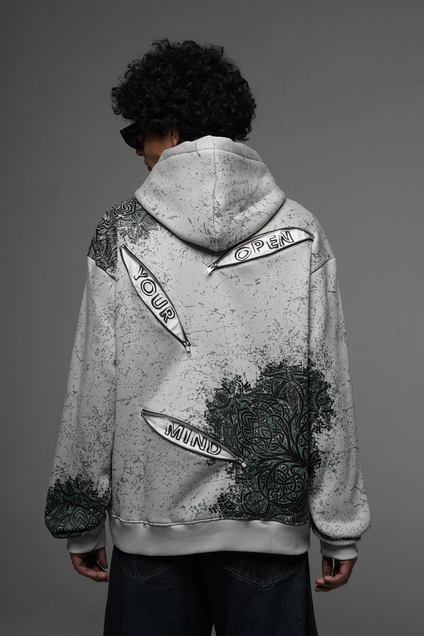 OPEN MIND HOODIE