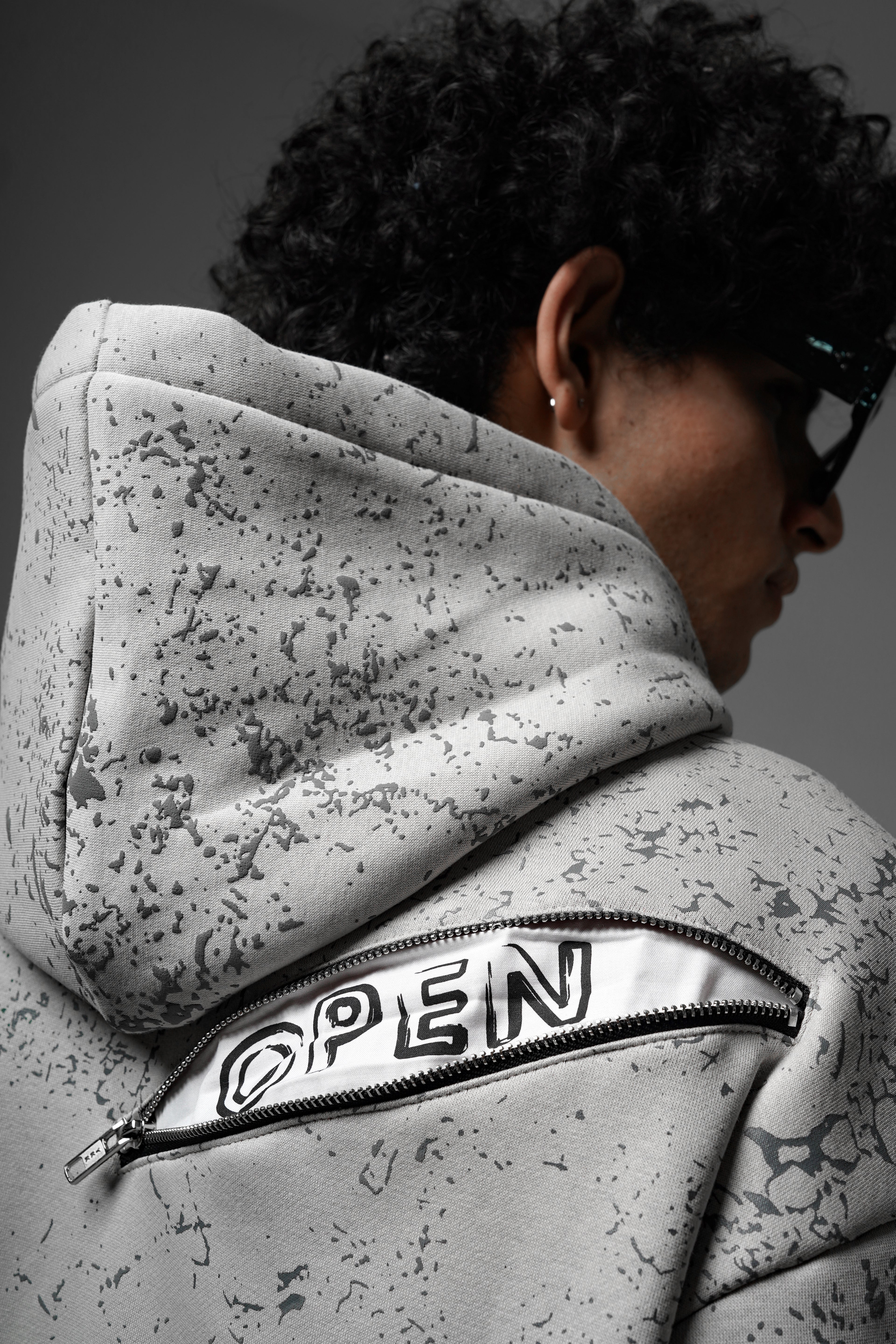 OPEN MIND HOODIE