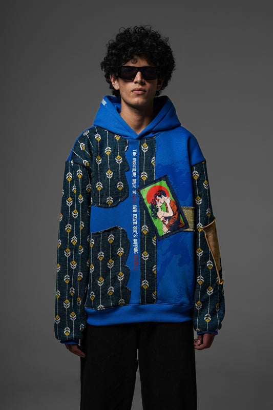 MASCULINE HOODIE