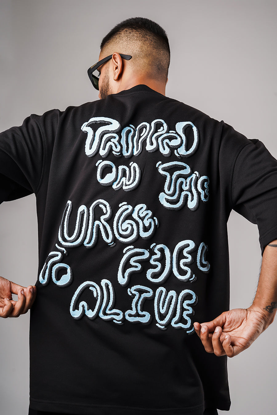 TRIPPED T-SHIRT